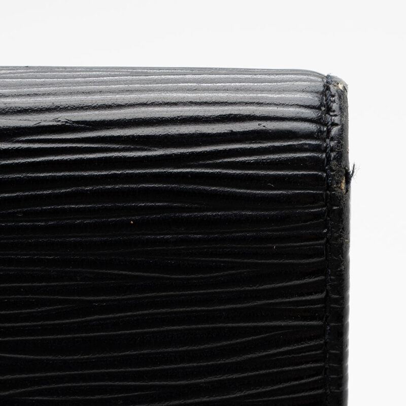 Louis Vuitton Vintage Epi Leather Porte Tresor International Wallet - FINAL SALE (SHF-15360) AWE - Image 10