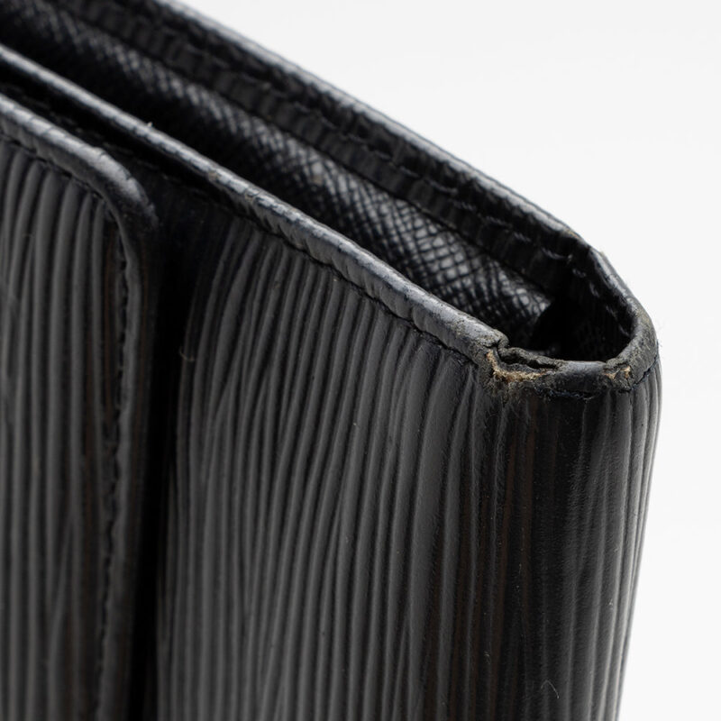 Louis Vuitton Vintage Epi Leather Porte Tresor International Wallet - FINAL SALE (SHF-15360) AWE - Image 12