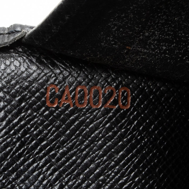 Louis Vuitton Vintage Epi Leather Porte Tresor International Wallet - FINAL SALE (SHF-15360) AWE - Image 3