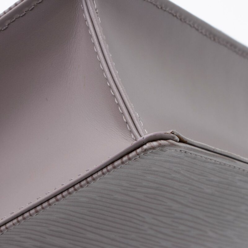 Louis Vuitton Vintage Epi Leather Ramatuelle Shoulder Bag (SHF-eP03uT) AWE - Image 12