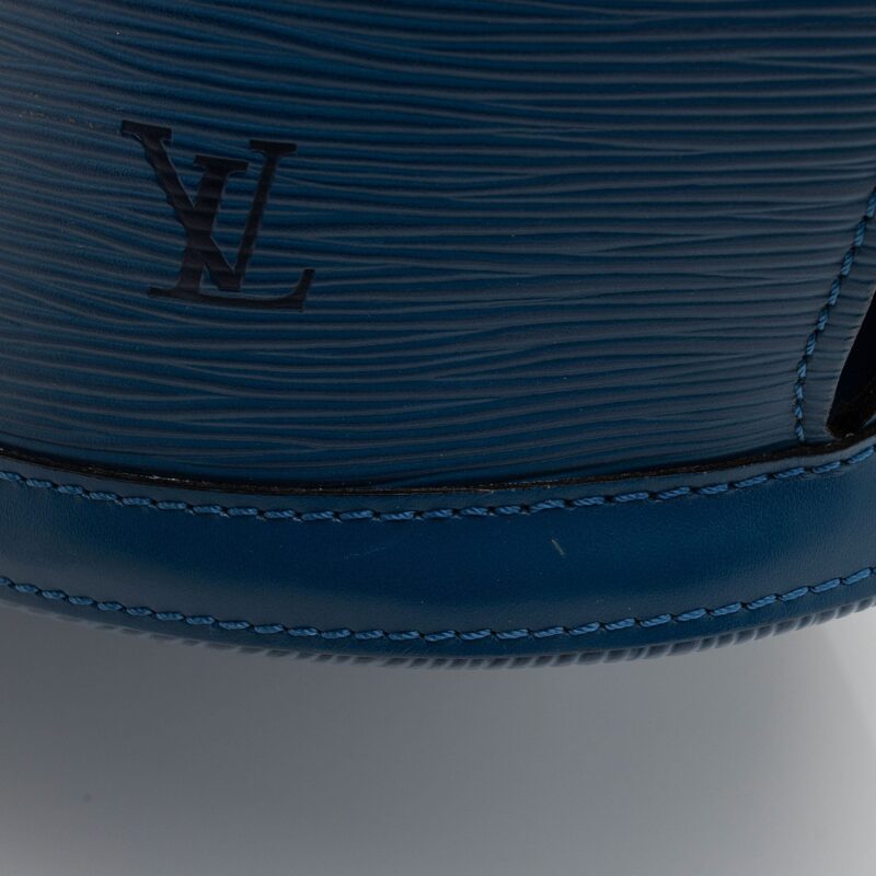 Louis Vuitton Vintage Epi Leather St. Jacques GM Shoulder Bag (SHF-gtFoLI) AWE - Image 11