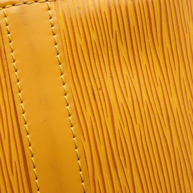 Louis Vuitton Vintage Epi Leather Speedy 25 Satchel (SHF-J8QSzJ) AWE - Image 10