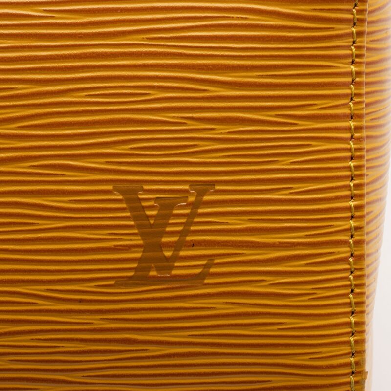 Louis Vuitton Vintage Epi Leather Speedy 25 Satchel (SHF-J8QSzJ) AWE - Image 8
