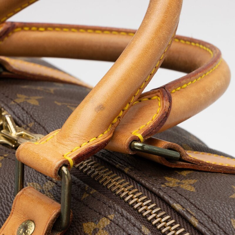 Louis Vuitton Vintage Monogram Canvas Keepall Bandouliere 60 Duffle Bag (SHF-sySr8G) AWE - Image 15