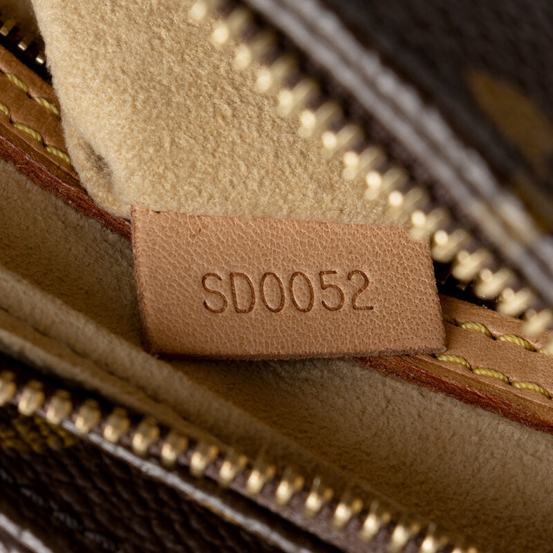 Louis Vuitton Vintage Monogram Canvas Looping MM Shoulder Bag (SHF-21431) AWE - Image 5