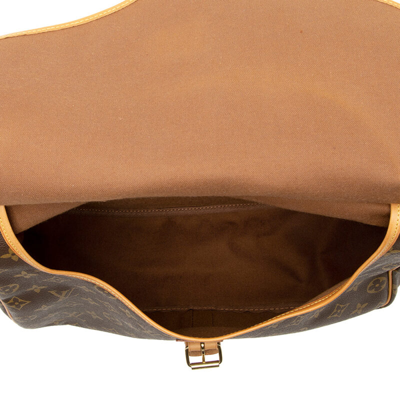 Louis Vuitton Vintage Monogram Canvas Saumur 35 Messenger Bag (SHF-20845) AWE - Image 7