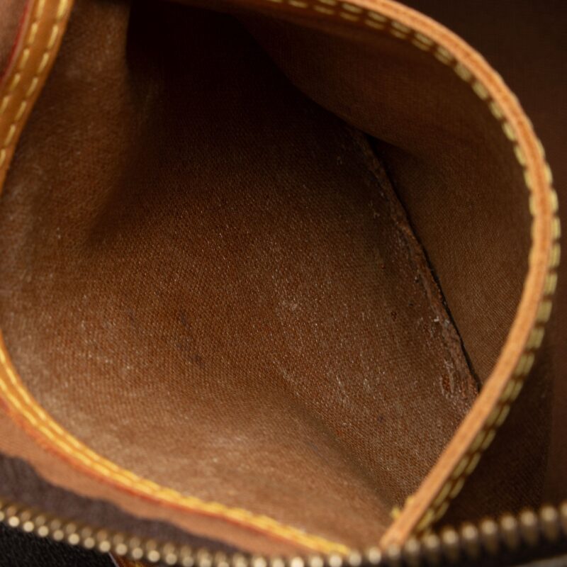 Louis Vuitton Vintage Monogram Canvas Speedy 30 Satchel (SHF-Lkta84) AWE - Image 9