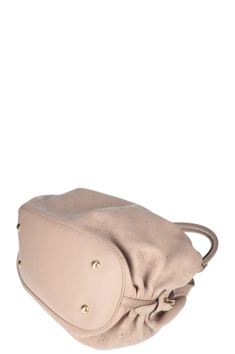 LOUIS VUITTON L Hobo Bag Mahina Leather Greige AWE - Image 7