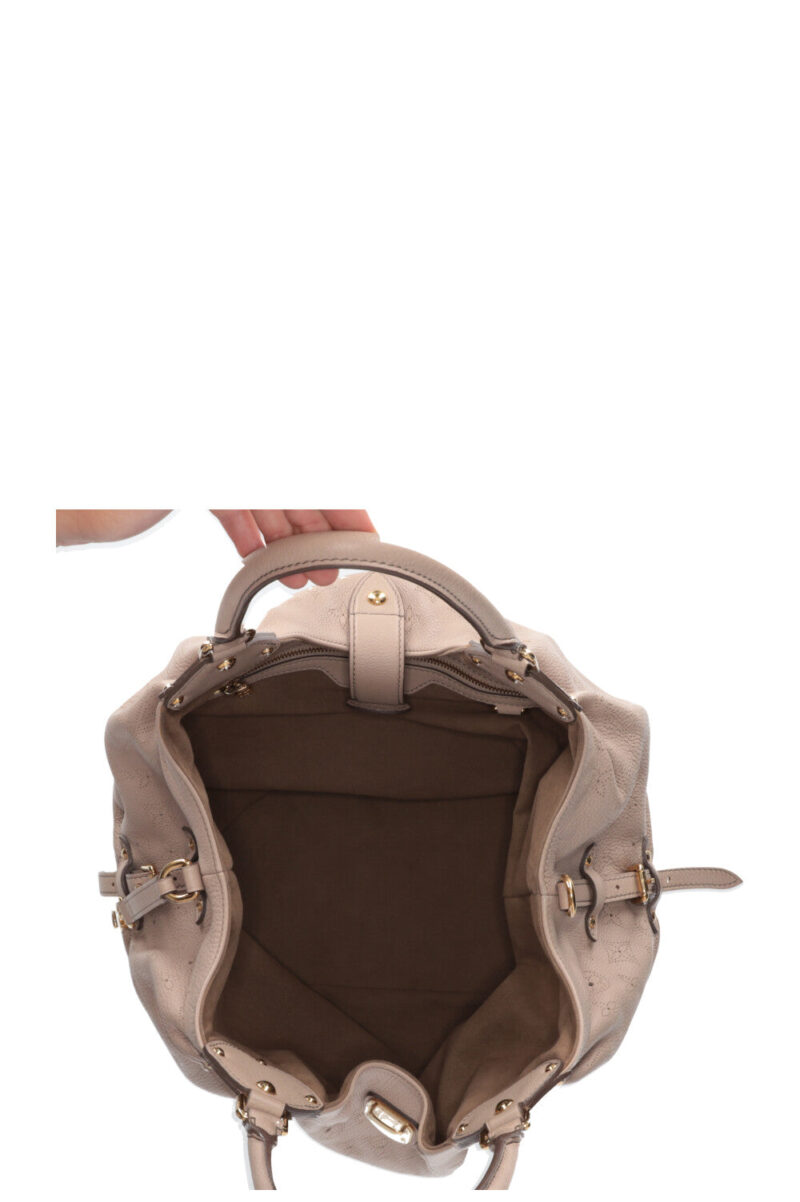 LOUIS VUITTON L Hobo Bag Mahina Leather Greige AWE - Image 9