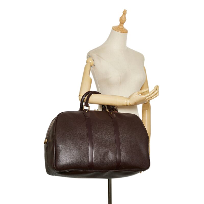 Louis Vuitton Kendall PM Burgundy Taïga AWE - Image 10