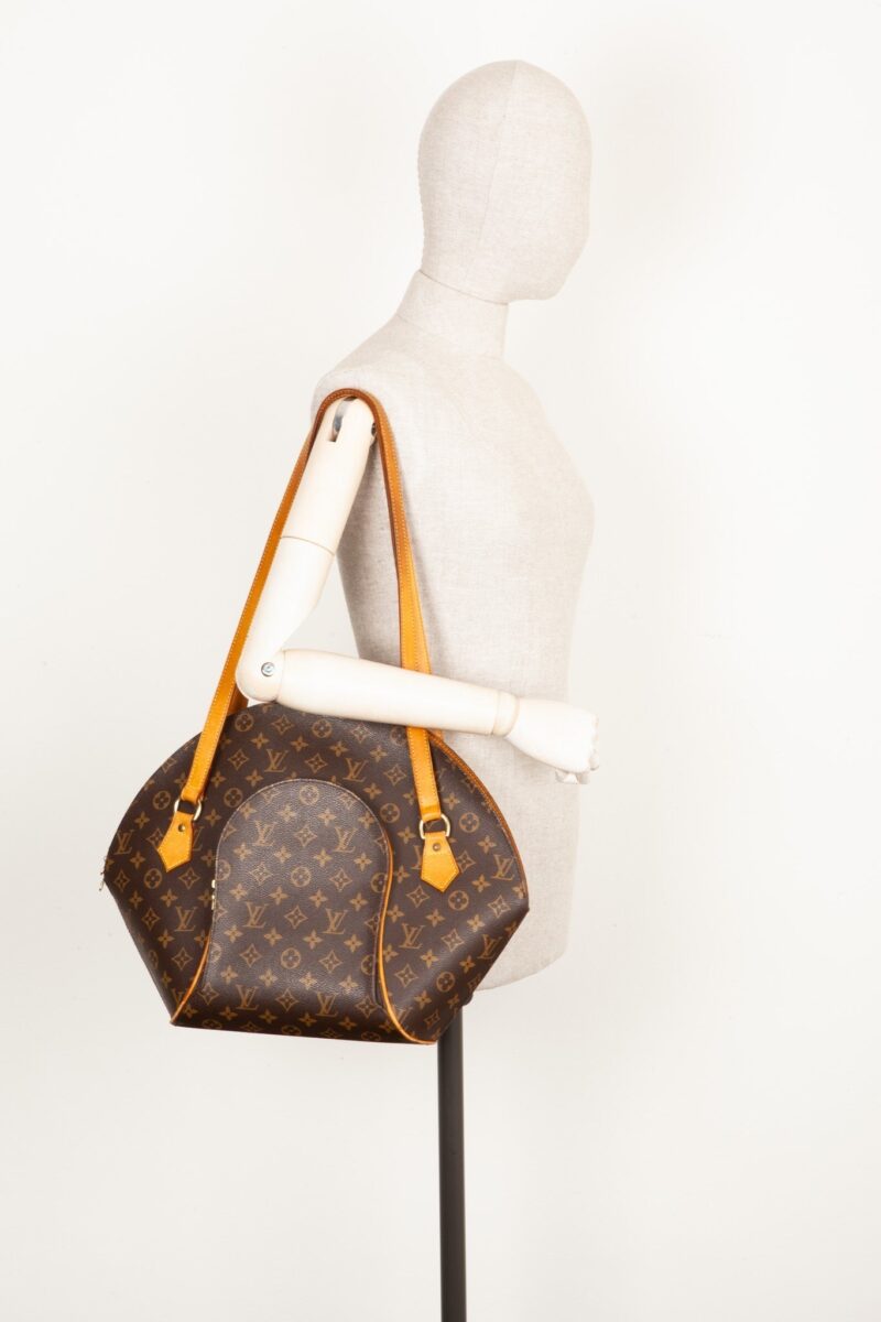 LOUIS VUITTON Ellipse Bag MNG AWE
