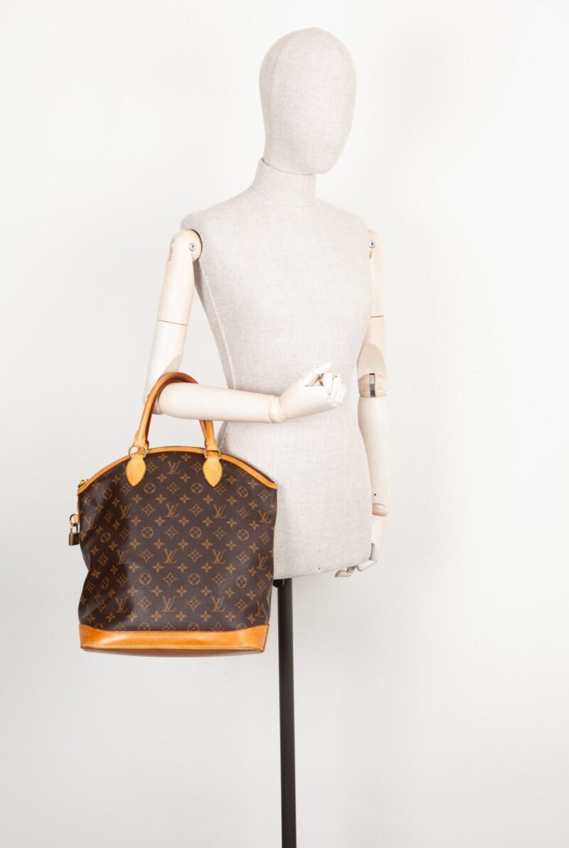 LOUIS VUITTON Lockit MM Monogram Canvas AWE