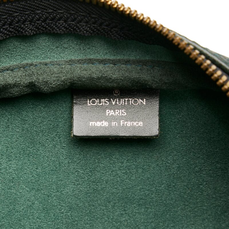 Louis Vuitton Kendall PM Green Taïga AWE - Image 7