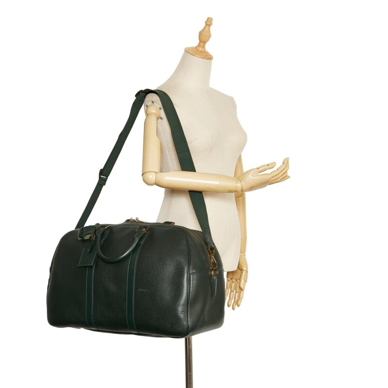 Louis Vuitton Kendall PM Green Taïga AWE - Image 9