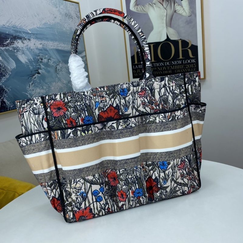 LW - Luxury Handbags DIR 081 - Image 5