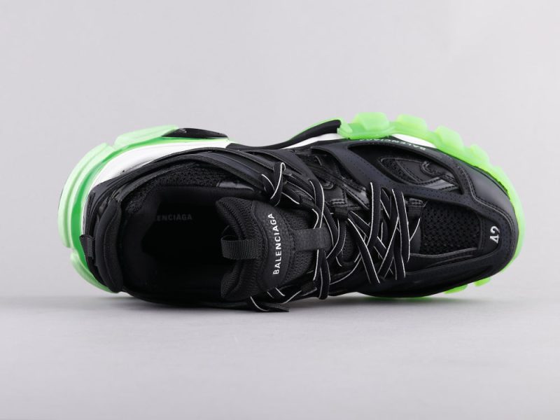 LW - Bla Track Three Generations Black Sneaker - Image 8
