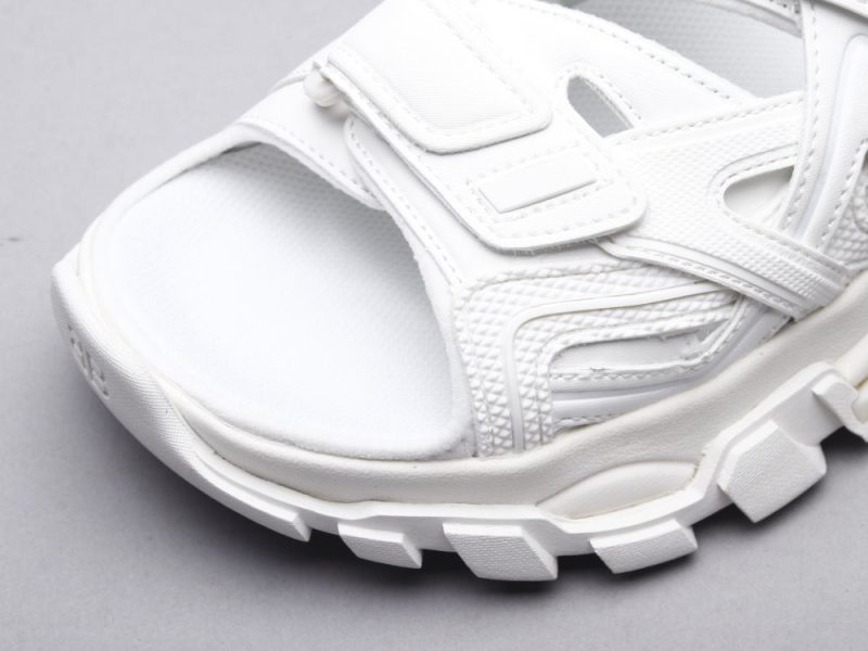 LW - Bla Track Sandals White Sneaker - Image 9