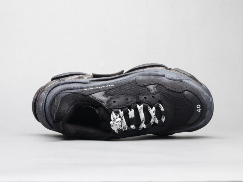 LW - Bla Triple S Air Cushion Black Sneaker - Image 9