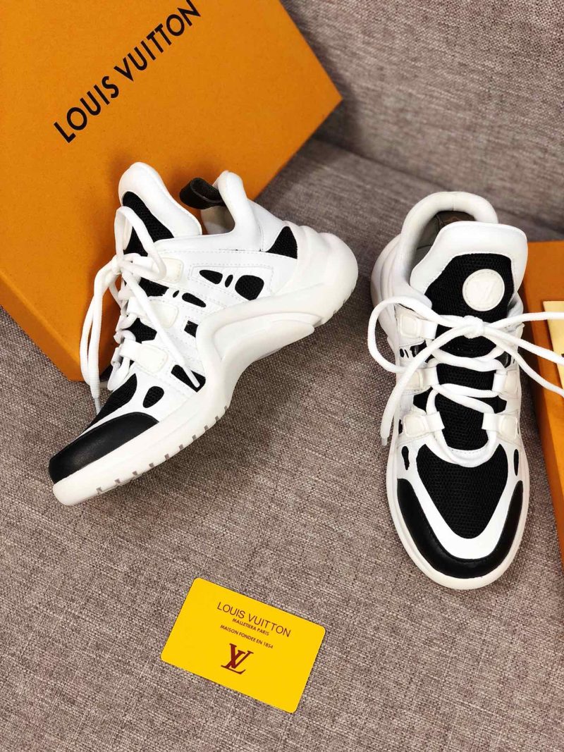 LW - LUV Archlight Black White Sneaker - Image 5