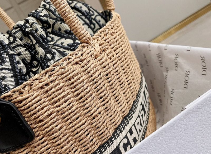 LW - Luxury Handbags DIR 043 - Image 7