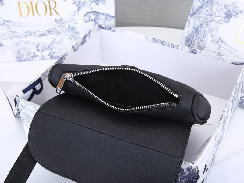 LW - Luxury Handbags DIR 099 - Image 4