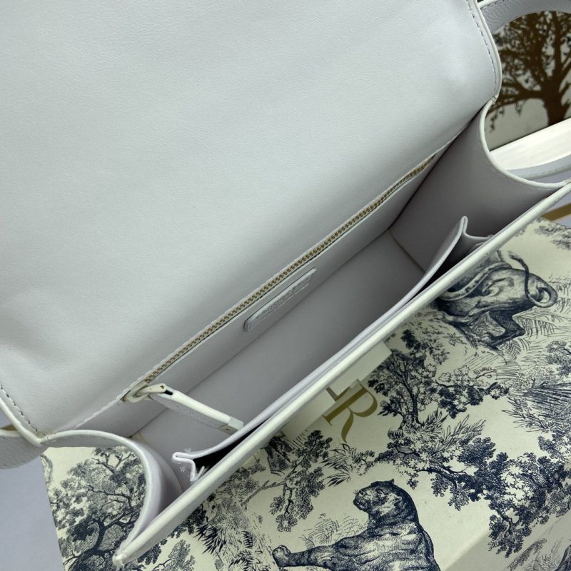 LW - Luxury Handbags DIR 094 - Image 4
