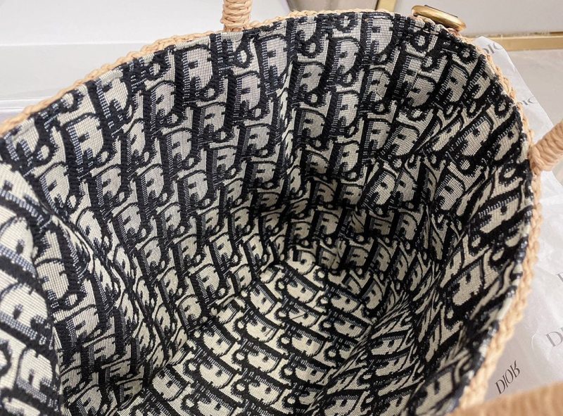 LW - Luxury Handbags DIR 043 - Image 6