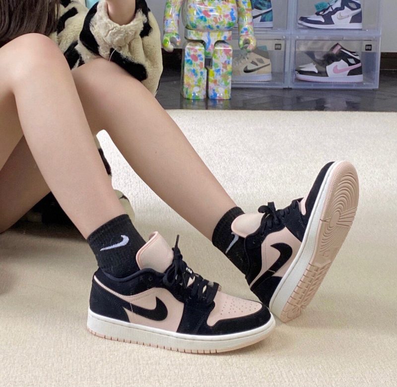 LW - AJ1 Low Milk Tea - Image 3