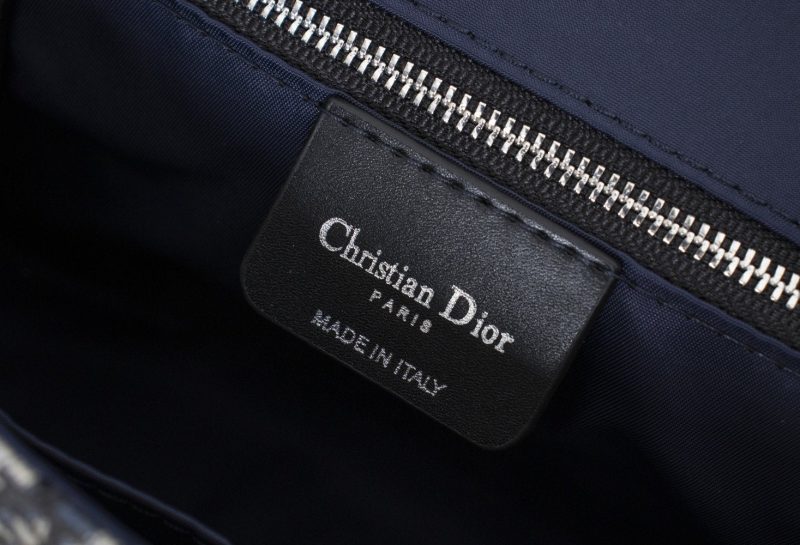 LW - Luxury Handbags DIR 095 - Image 7