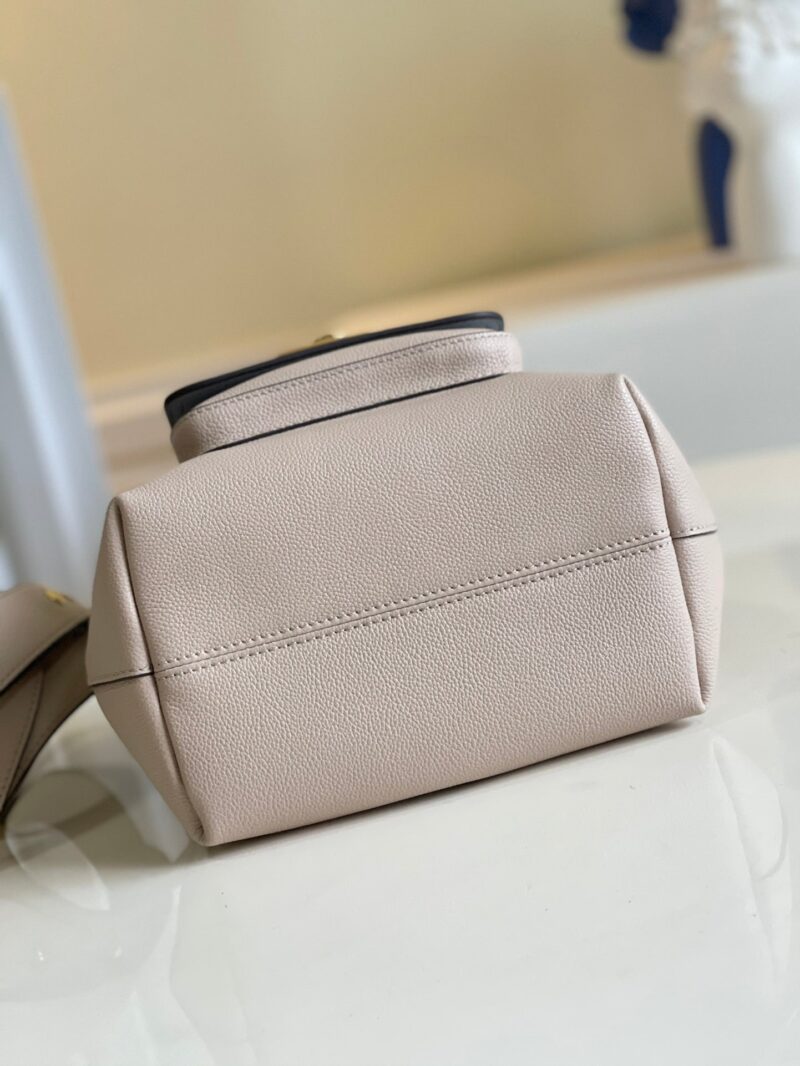 Louis Vuitton Lockme Bucket Bag AWE - Image 5
