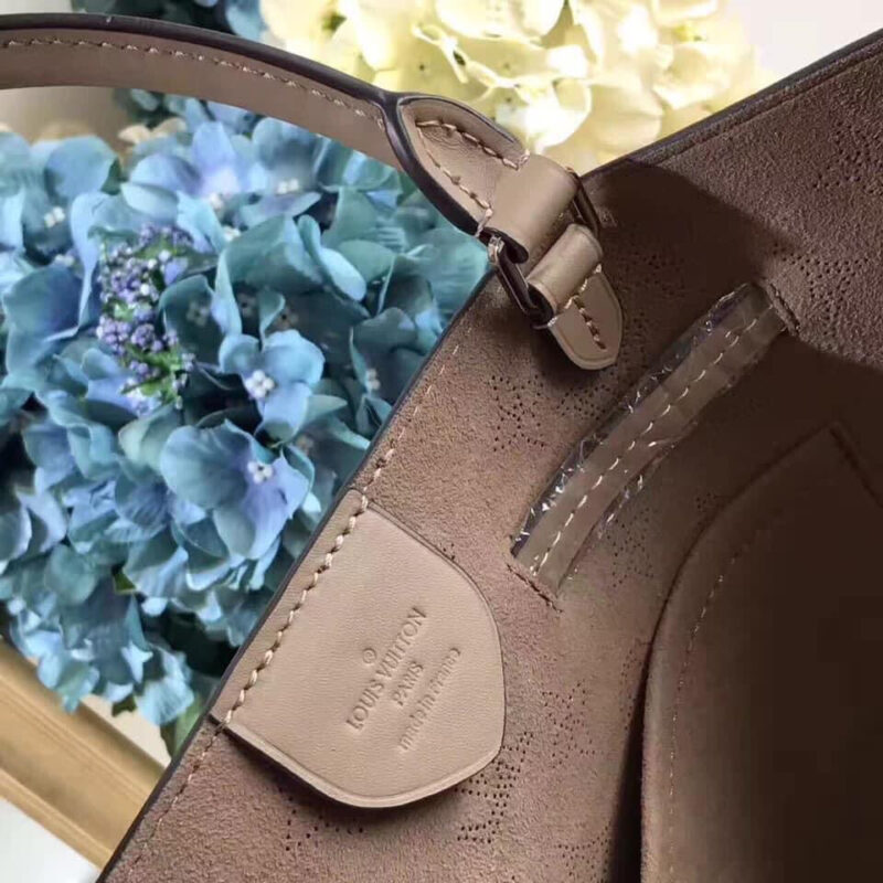 Louis Vuitton Girolata handbag AWE - Image 5
