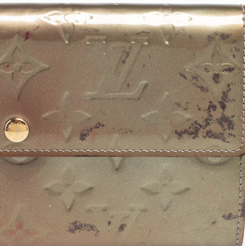 Louis Vuitton Gris Art Deco Monogram Vernis Sarah Wallet AWE - Image 5