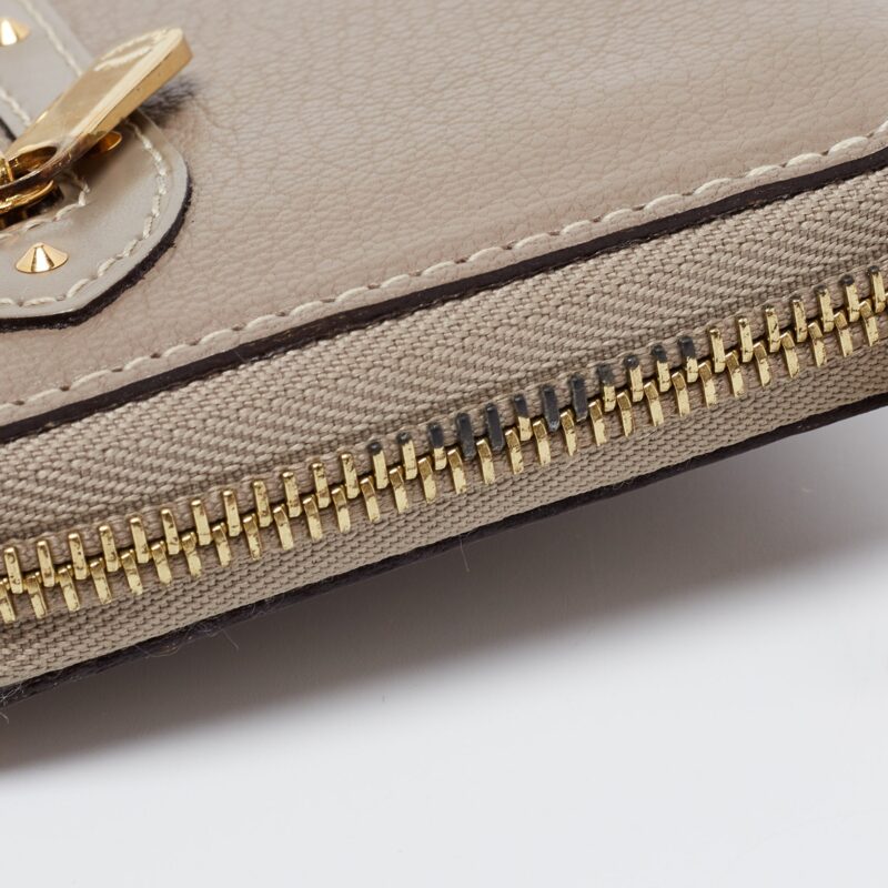 Louis Vuitton Grey Suhali Leather Zip Around Wallet AWE - Image 6