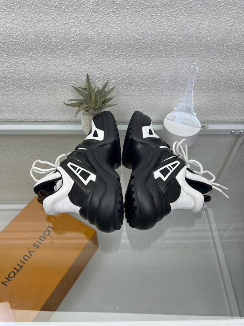 LW - LUV Archlight Black White Sneaker - Image 5