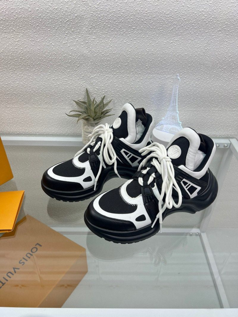 LW - LUV Archlight Black White Sneaker - Image 4
